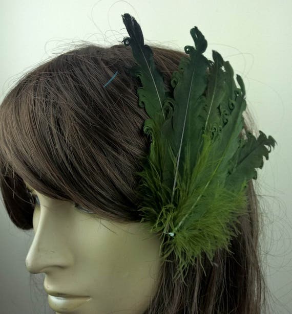 handmade green feather fascinator millinery burlesque hair clip hen party wedding bridal ascot race fancy dress British
