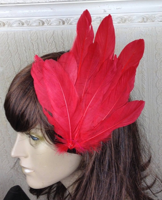 handmade bright red feather fascinator millinery burlesque hair clip hen party wedding bridal ascot race fancy dress British