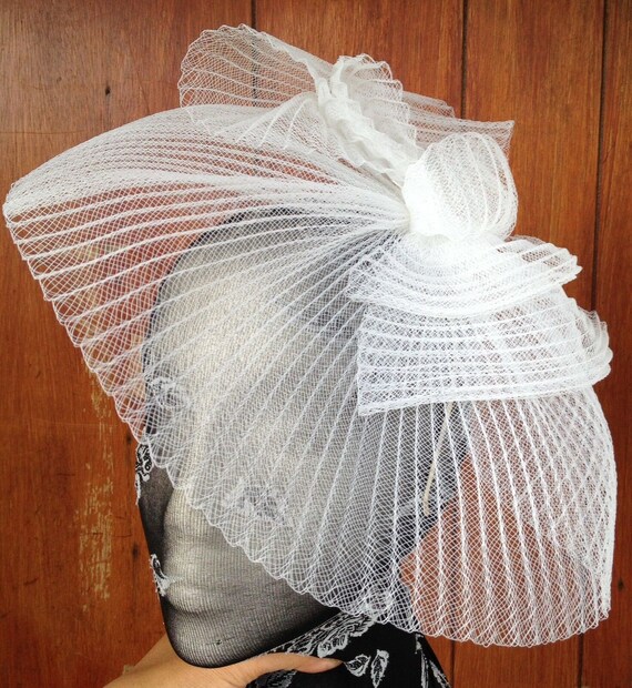 white fascinator millinery burlesque headband wedding hat hair piece