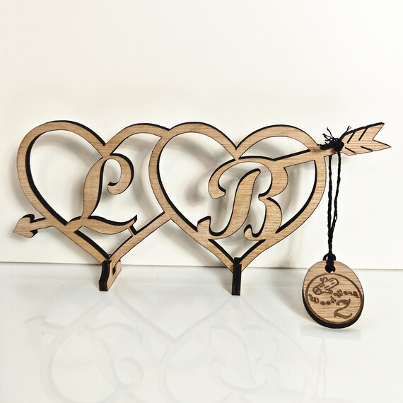 Personalised bespoke custom made heart laser cut engraved wood letters name word desk table stand wall door plaque sign logo design service