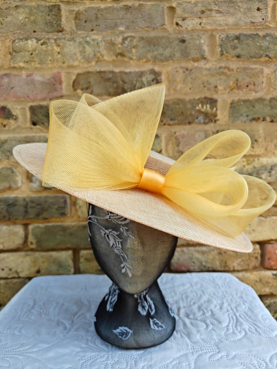 champagne gold large fascinator millinery burlesque wedding hat headband party race cosplay handmade Kentucky Derby Royal Ascot