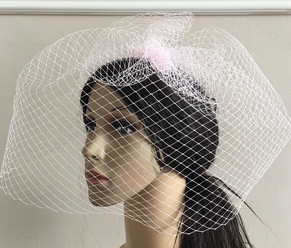 baby light pink french veil veiling fascinator millinery burlesque hair clip hen party bridal ascot race fancy dress wedding British hat