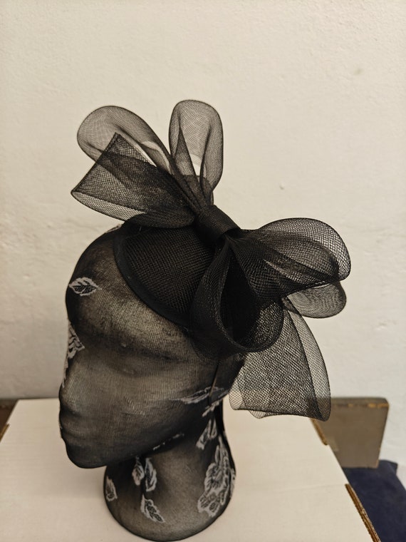 black crin fascinator millinery burlesque headband wedding hat hair piece