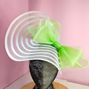weiß grüne Fascinator Schleife Stirnband Fascinator Hut Stirnband Stirnband Royal Ascot Accessoire