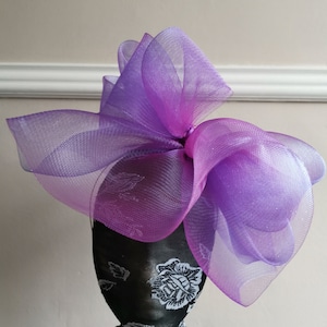 Lila Fascinator Hut Hut Haarschmuck Burlesque Stirnband Hochzeit Hut Haarschmuck