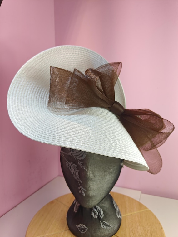 white brown straw crinoline bow fascinator millinery burlesque wedding hat on headband royal ascot party house race cosplay Kentucky derby