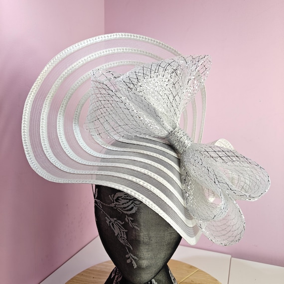 white silver large fascinator millinery burlesque wedding hat headband party race cosplay handmade Kentucky Derby Royal Ascot