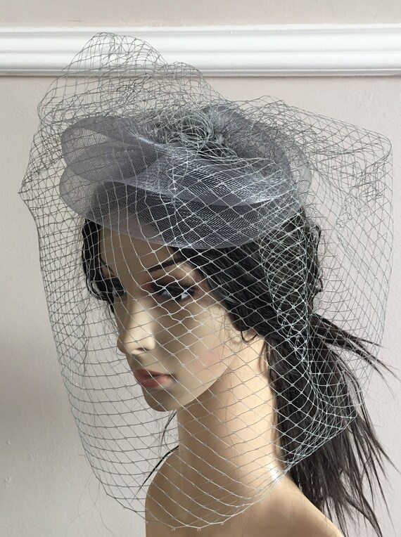 light grey crin french veil veiling fascinator millinery burlesque hair clip hen party bridal ascot race fancy dress wedding British hat