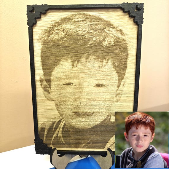 personalised custom made bespoke laser cut engraved wood photo picture portrait frame stand pet family landscape art home decoration gift