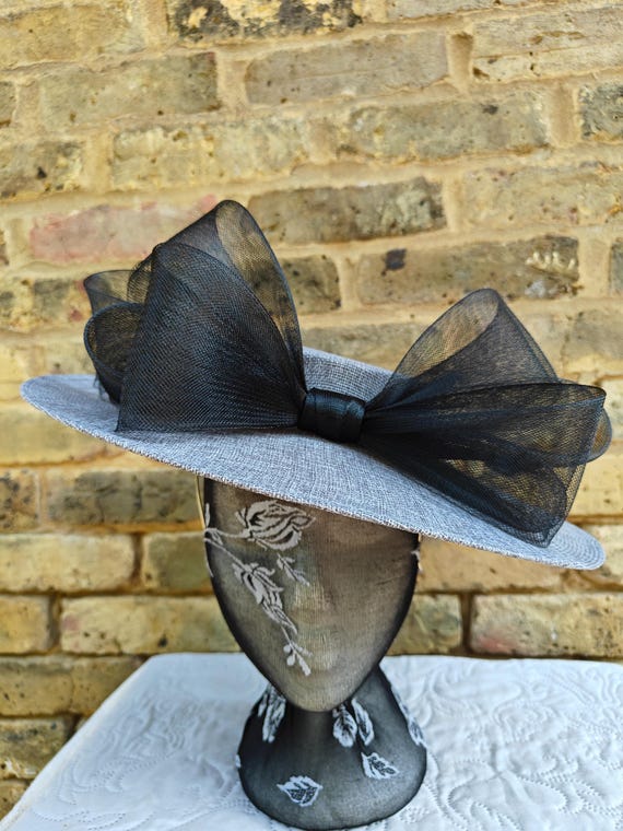 grey black large fascinator millinery burlesque wedding hat headband party race cosplay handmade Kentucky Derby Royal Ascot