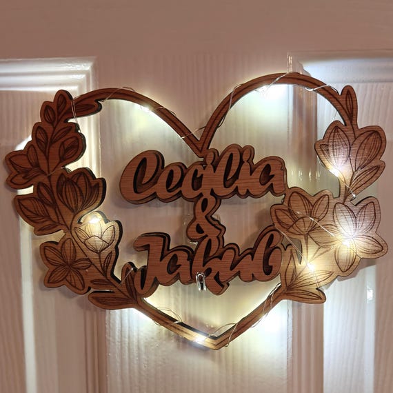 Personalised bespoke laser cut engrave wood name word desk table stand free standing wall door plaque card sign logo design fairy light