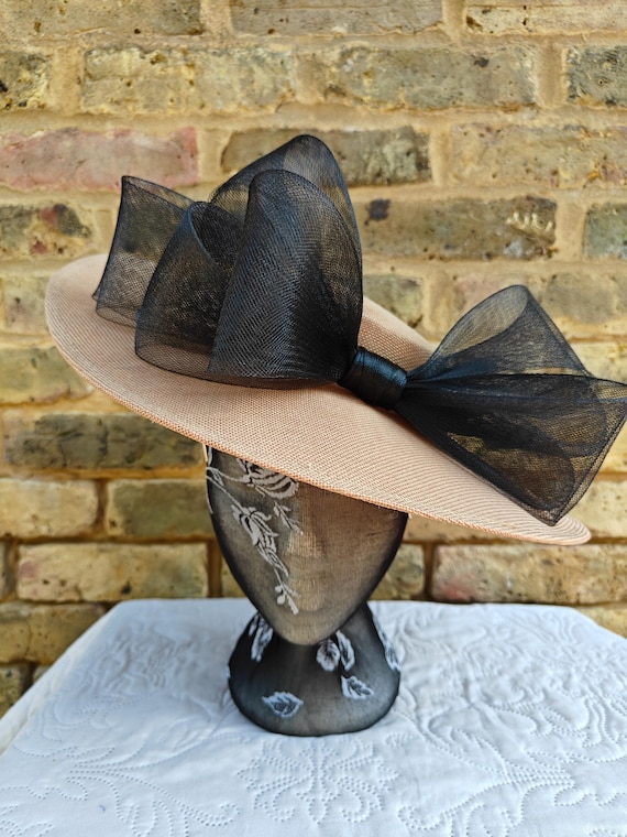 beige black large fascinator millinery burlesque wedding hat headband party race cosplay handmade Kentucky Derby Royal Ascot