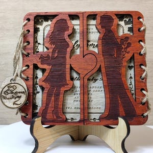 Maßgeschneiderte personalisierte echte Hartholzplakette Karte Liebe Herz Hochzeitseinladung Valentinstag Jahrestag Geschenk präsentieren festes Wenge Padauk