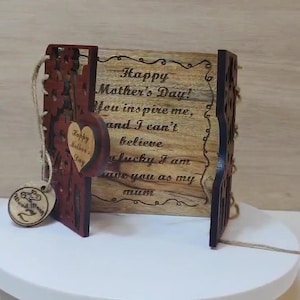 Carte de plaque de gravure laser en bois massif véritable sur mesure, faire-part de mariage, cadeau de Noël pour anniversaire de la Saint-Valentin