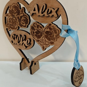 Gepersonaliseerde custom made lasergesneden gegraveerde houten naam woord bureau tafelstandaard vrijstaande muur plaquette verjaardagskaart teken logo ontwerp service