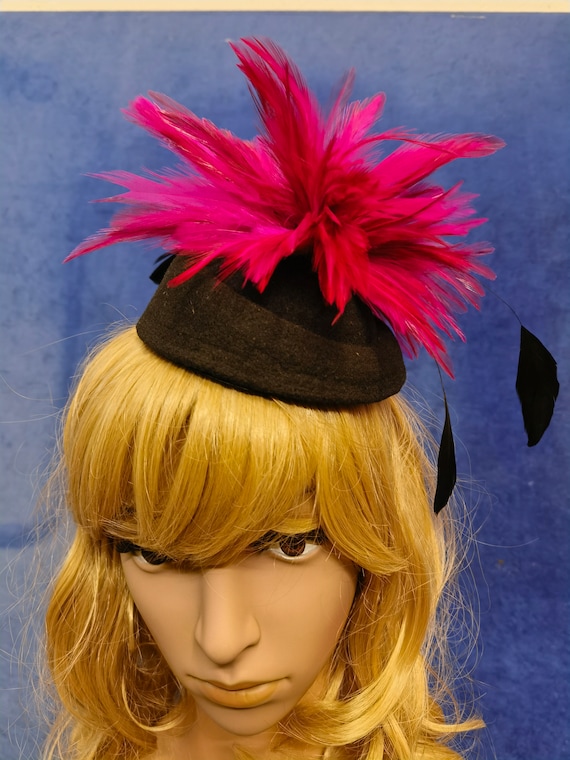 Pink feather black pill box hat fascinator millinery burlesque hair clip hen party bridal ascot race fancy dress British