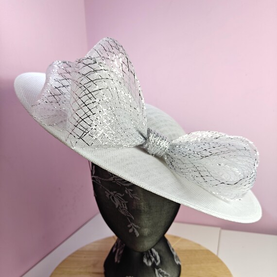 white silver large fascinator millinery burlesque wedding hat headband party race cosplay handmade Kentucky Derby Royal Ascot