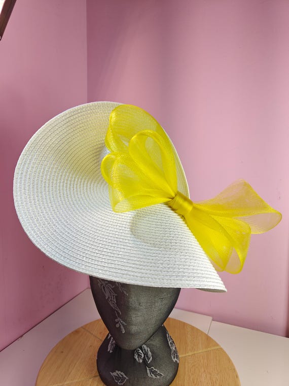 white yellow straw crinoline bow fascinator millinery burlesque wedding hat on headband royal ascot party house race cosplay Kentucky derby