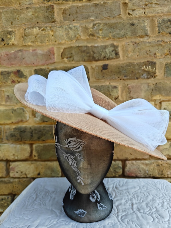 beige white large fascinator millinery burlesque wedding hat headband party race cosplay handmade Kentucky Derby Royal Ascot