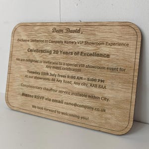 Op maat gemaakte gepersonaliseerde kaart met houten plaat lasergesneden gesneden gegraveerde huwelijksuitnodiging verjaardag verjaardag Kerstmis Moederdag