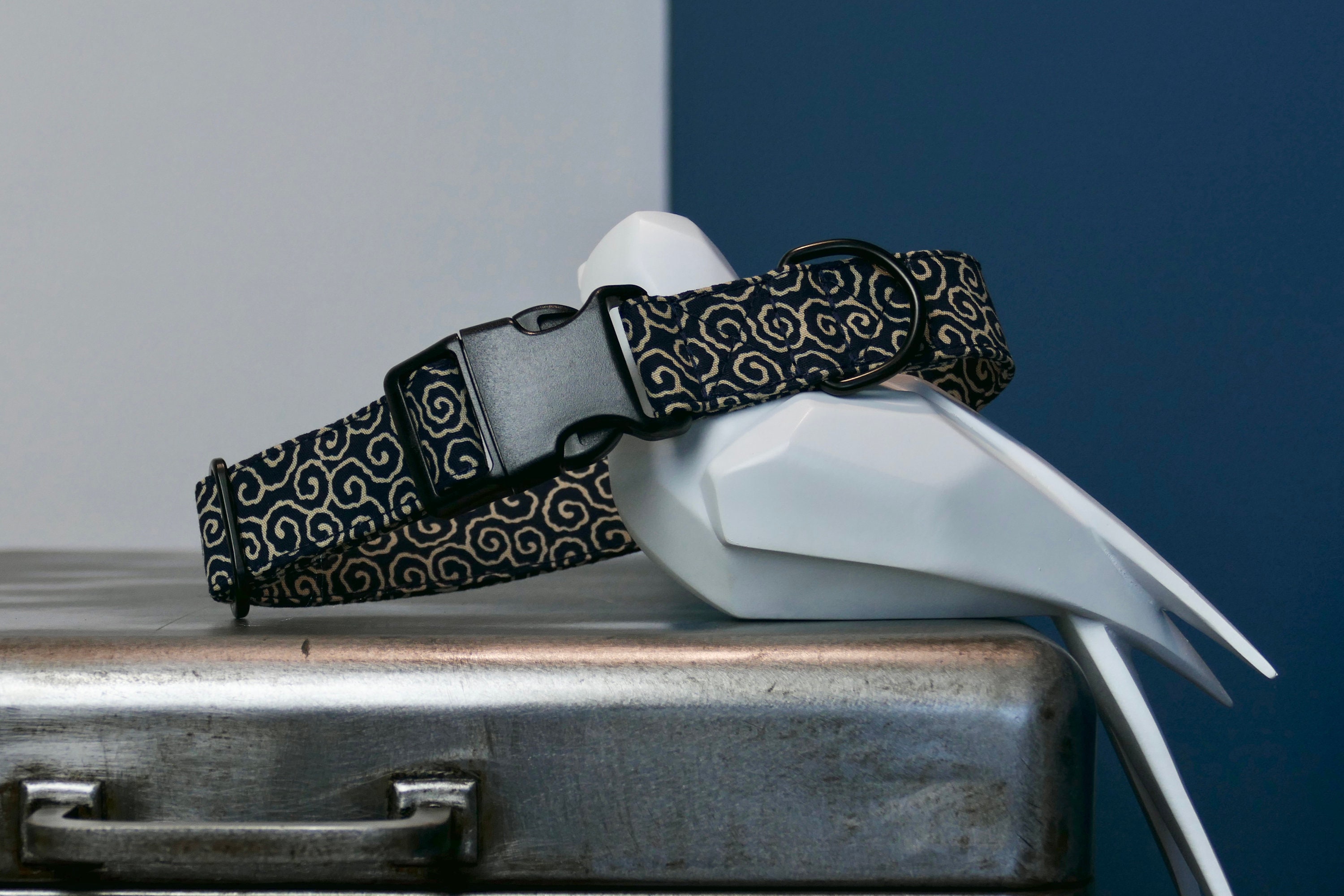 Collier Motif Uzumaki Pour Chiens Réglable, Martingale ou Clip, Lévrier