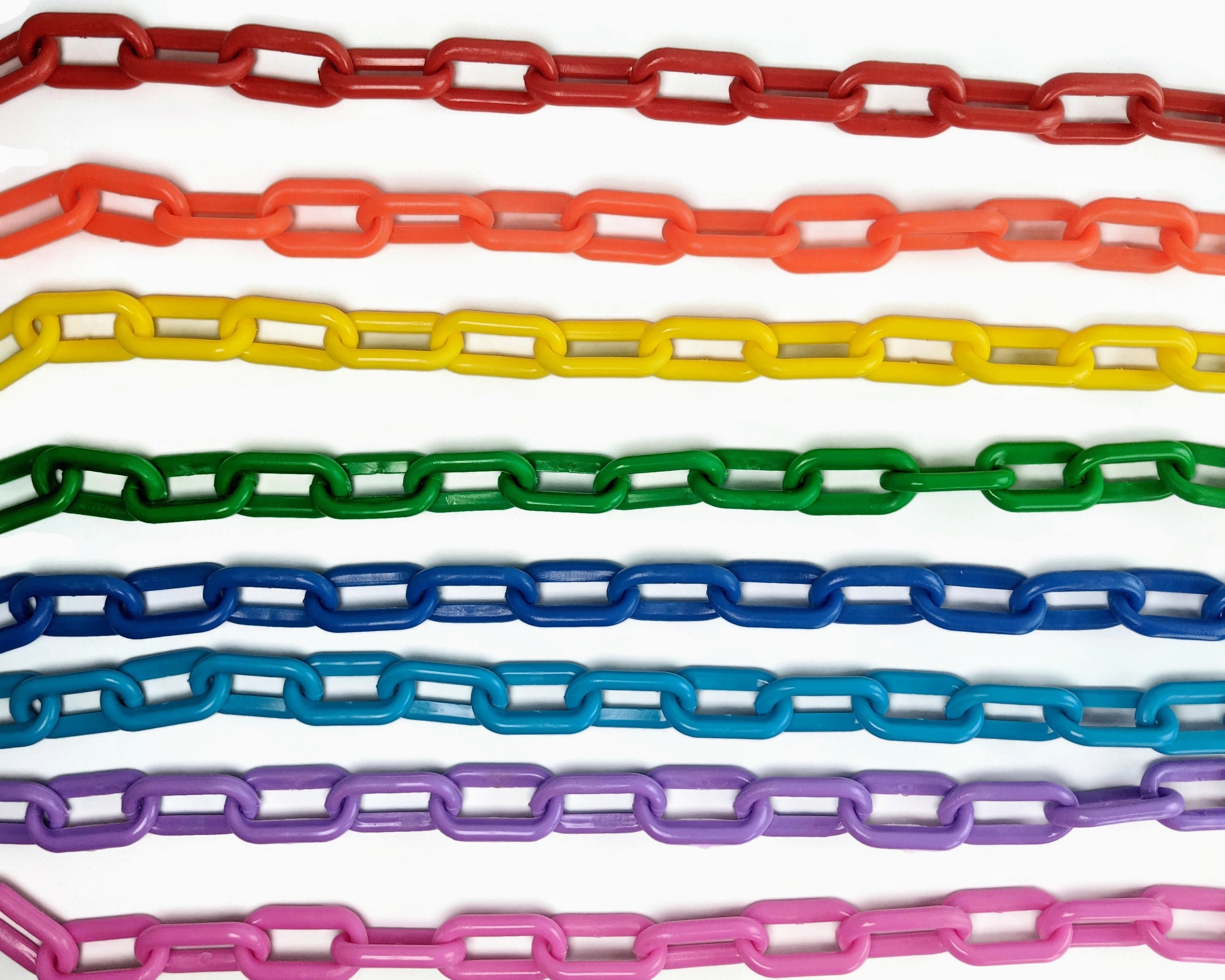 Small Plastic Chain Link, 3/4 Wide Plastic Chain Available in Several  Color Options