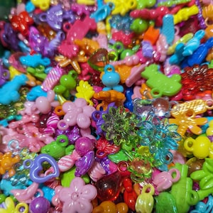 1/4 lb Bulk - Random Assorted Charms, Beads and Plastic Parts - Bulk Mix - Perfect for Crafts, Jewelry, Kids, Kandi, Raves