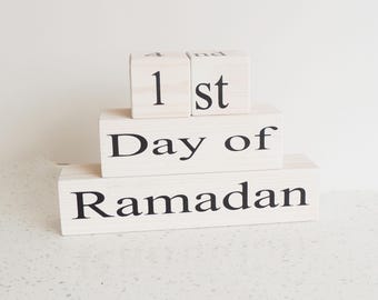Ramadan Countdown Wooden Blocks: Eid al-Fitr Decor