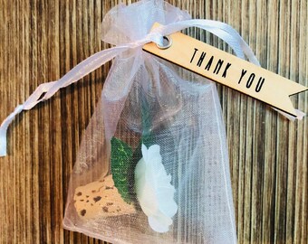 Wine Bottle Stopper ,bridal shower favors, wine stopper,winery favors, winery wedding favors,wedding decor,mimosa bar,bridal shower gifts