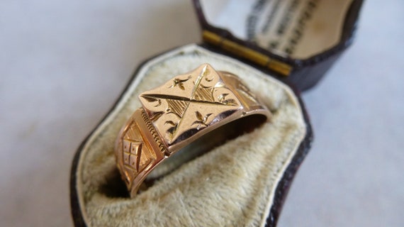 Victorian Signet Ring - 9ct Rose Gold - Ornate Ca… - image 1