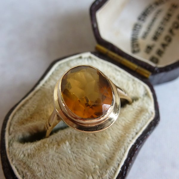 Vintage 9ct Yellow Gold Cocktail Ring - Golden Citrine Statement Ring - Hallmarked Birmingham 1971 - Size N.5 UK 7.0 US