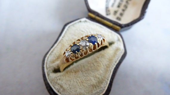 Antique Vintage 18ct Gold Diamond and Sapphire Ri… - image 1