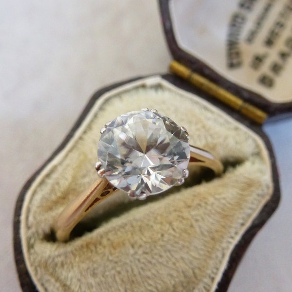 Vintage Art Deco 9ct Gold Natural White Zircon Solitaire Ring - ca 1930's - Size Q UK 8+ US