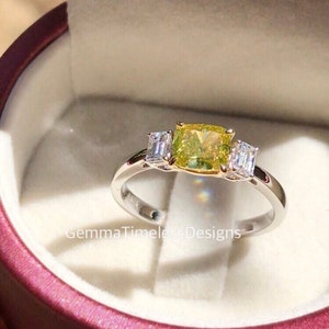 Natural Untreated 1.00ct Intense Greenish Yellow Diamond Ring