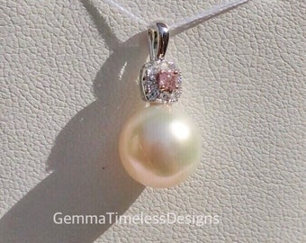 Natural Untreated Pink Diamond and Akoya Pearl Pendant 18K Gold