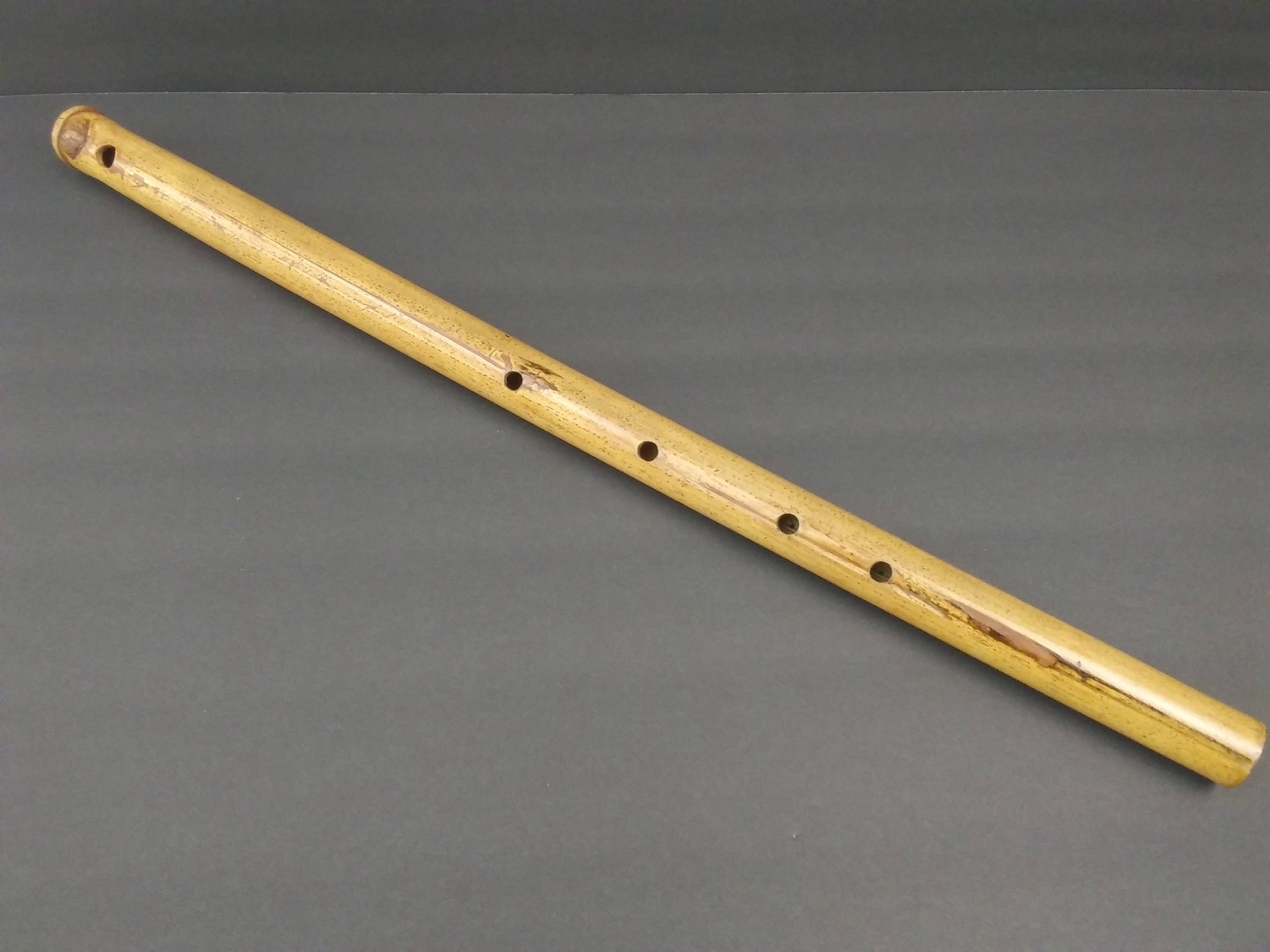 Long bamboo flute - .de