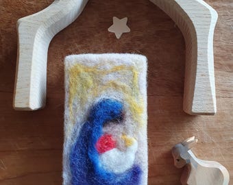 1 large needle felted match box Mary & Child