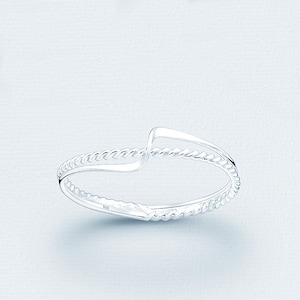 Petite Wire Ring, .925 Sterling Silver, 2 Interwoven Wire Designs, Stackable, High Shine