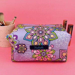 Mauve Mandala Cosmetic Bag, Mauve Large Make Up Bag, Mandala Toiletry Bag, Travel Bag, Zipper Pouch, Large Box Pouch. image 2