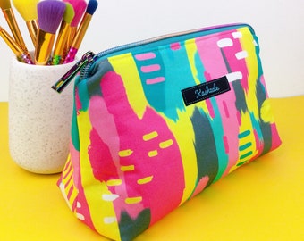 Exclusive Design Makeup Bag,  Aqua and Pink Cosmetic Bag, Cosmetic Toiletry Bag, Pink Cosmetic Bag, Aqua and Pink Medium Cosmetic Bag.