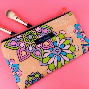 Funda con cremallera de mandala de melocotón, soporte de pasaporte mandala, bolsa de viaje de melocotón, bolsa de cosméticos, bolsa de maquillaje, estuche de lápices.
