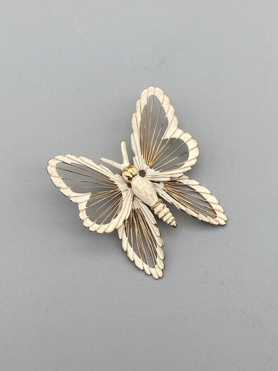 Vintage Butterfly Brooch Monet White Moth Brooch P
