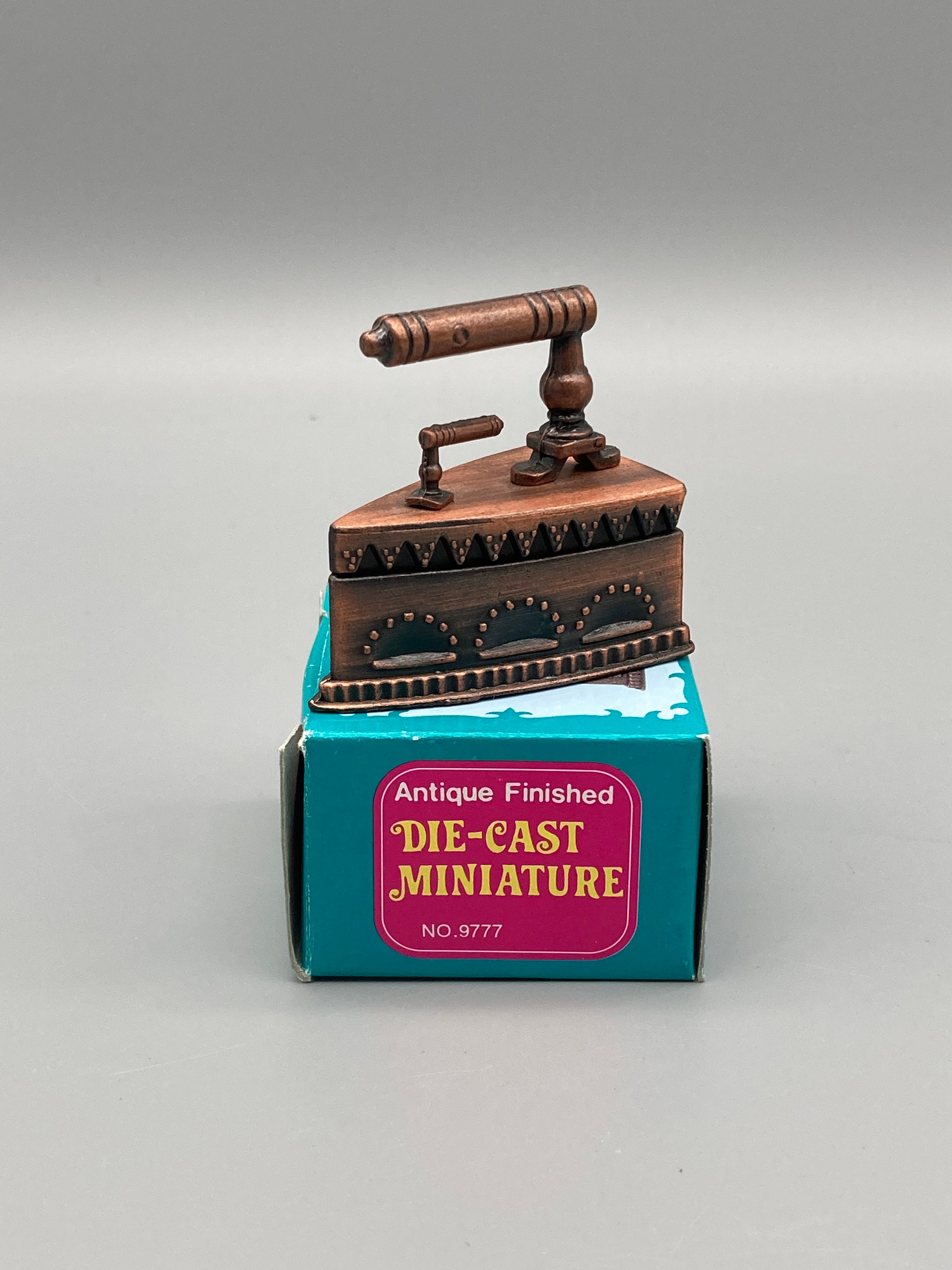 Miniature Charcoal Iron Pencil Sharpener Vtg Zinc Metal Brown J596, Online  Shop