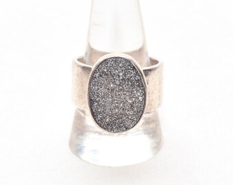 Sparkly Sterling Silver Druzy Quartz Ring, Chunky Hammered Ring, Gemstone Jewelry, Size 10 1/4 US