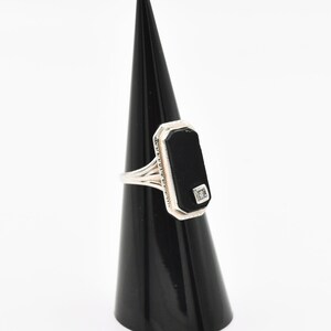 Art Deco 10K White Gold Black Onyx Diamond Ring, Etched Setting, Offset Stone, Estate Jewelry, 4 3/4 US image 2