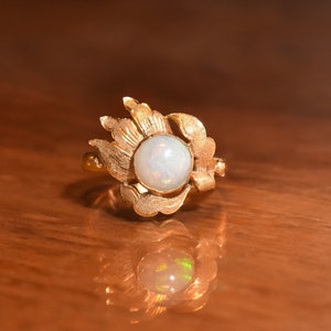 18K Opal Cocktail Ring In Yellow Gold, Asymmetric Leaf Setting, Estate Jewelry, Size 8 1/2 US image 1
