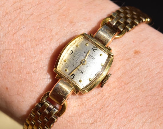Vintage 1947 Gruen Solid 14K Gold Ladies Wristwatch, Swiss Manual Wind 17 Jewel Movement, Yellow GF Panther Link Bracelet, , 5 1/2" L