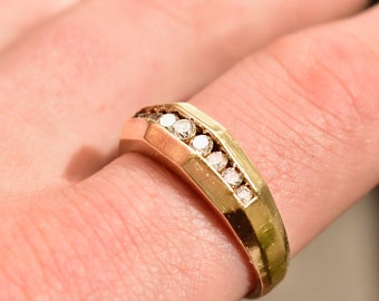 14K Channel Set Diamond Wedding Ring, Dazzling Brilliant Diamonds .20 TCW, Geometric Channel Setting, Size 11 US