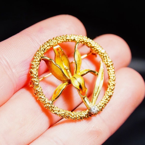 Vintage 18K Yellow Gold Enamel Flower & Accent Di… - image 5