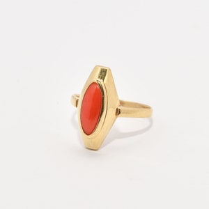 Estate 18K Coral Marquise Ring, Yellow Gold Red Coral Ring, Size 5 1/4 US image 8